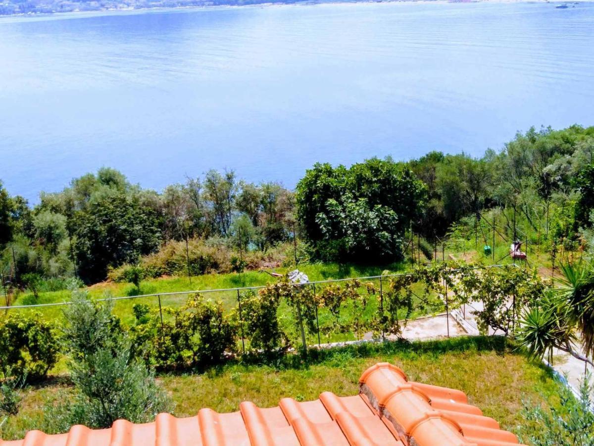 Green Sea Side Villa كافالا المظهر الخارجي الصورة